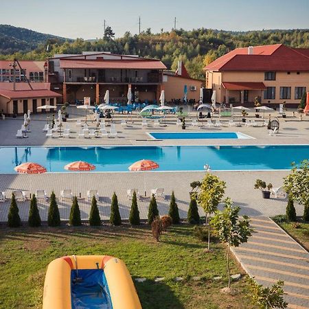 Illara Spa Hotel Irshava Zewnętrze zdjęcie